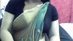 Indian hot desi aunty webcam show for money - While she was on cam and - Sex Videos - Watch Indian S